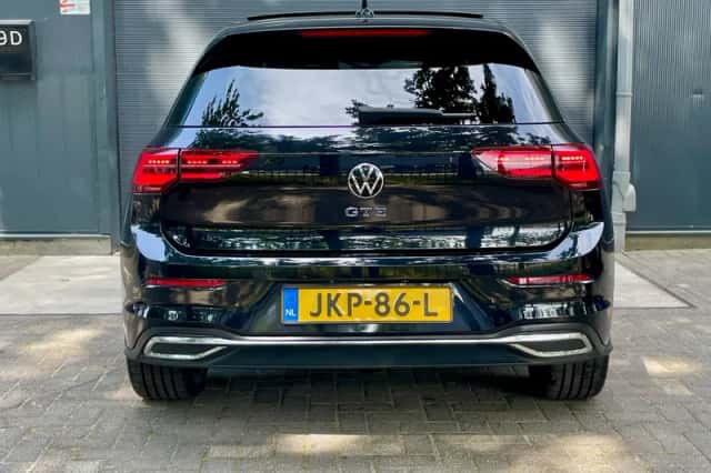 Volkswagen Golf (2020) thumbnail 6