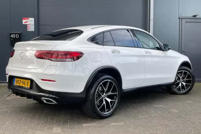 Mercedes-Benz GLC-Klasse Coupé (2021) thumbnail 2