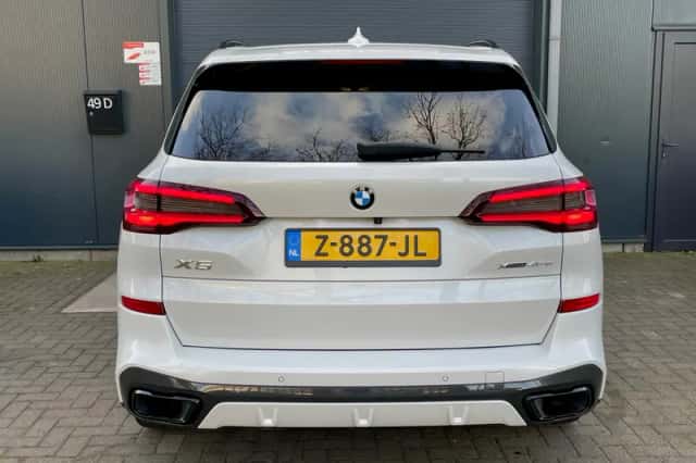 BMW X5 (2021) thumbnail 5