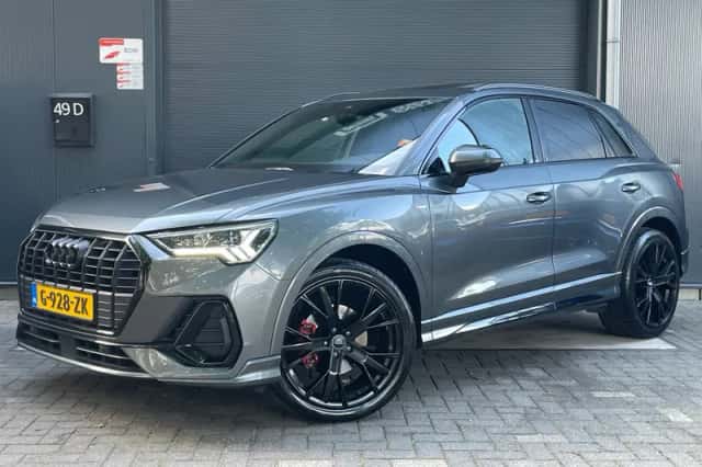 Audi Q3 (2020) thumbnail 1