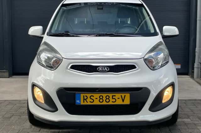 Kia Picanto (2012) thumbnail 4