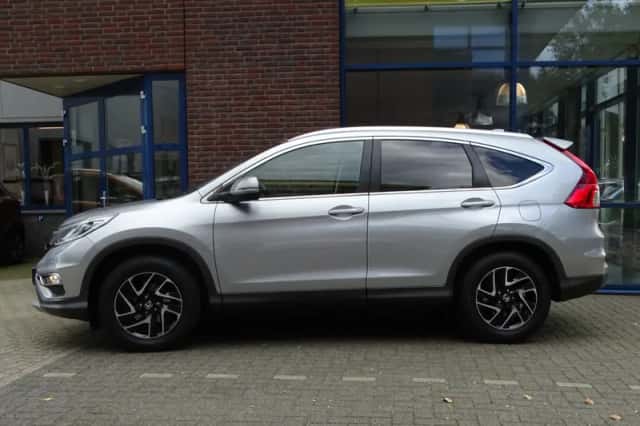 Honda CR-V (2017) thumbnail 6