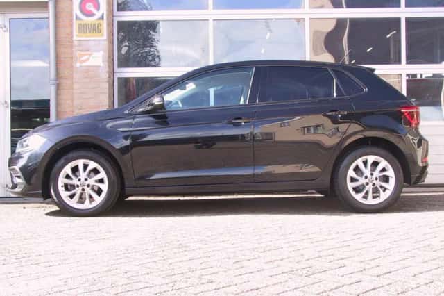 Volkswagen Polo (2021) thumbnail 4