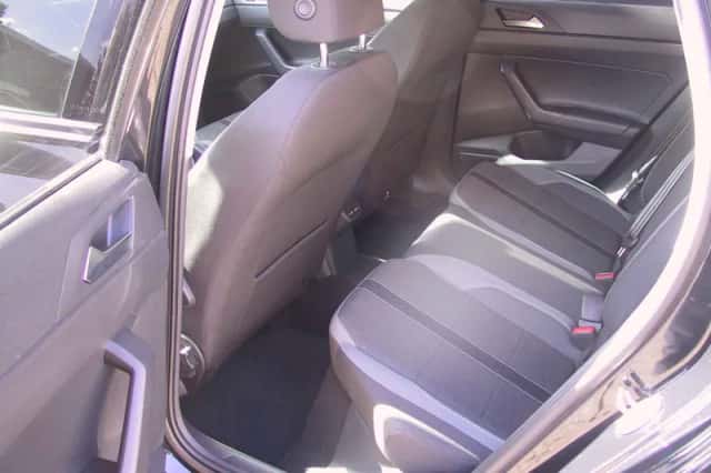 Volkswagen Polo (2021) thumbnail 6