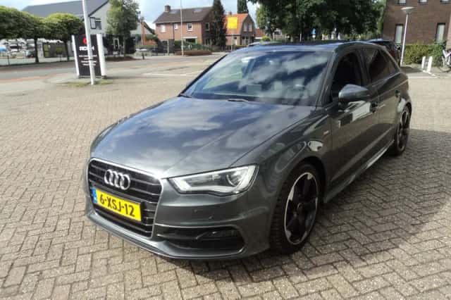 Audi A3 (2014) thumbnail 3