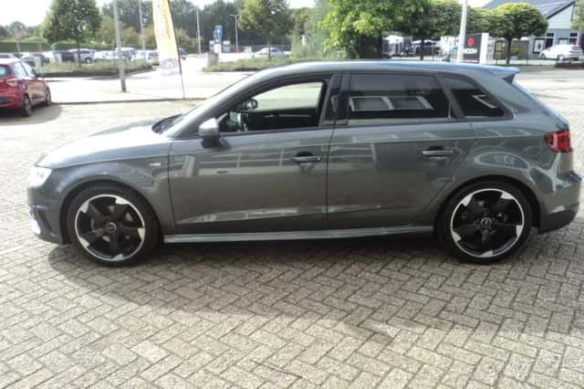 Audi A3 (2014) thumbnail 4