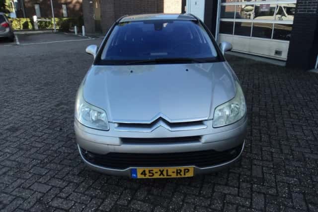 Citroën C4 (2007) thumbnail 2