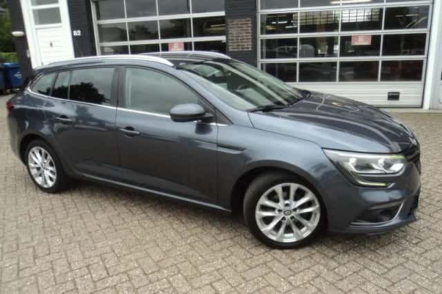 Renault Mégane (2018) thumbnail 1