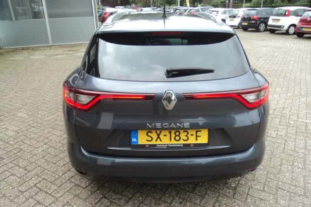 Renault Mégane (2018) thumbnail 6