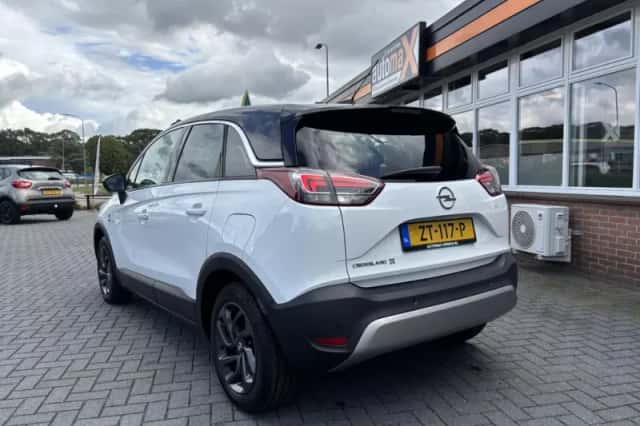 Opel Crossland (2019) thumbnail 3