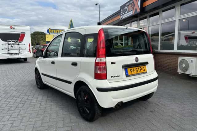 Fiat Panda (2011) thumbnail 3