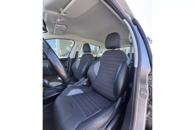 Peugeot 2008 (2018) thumbnail 4