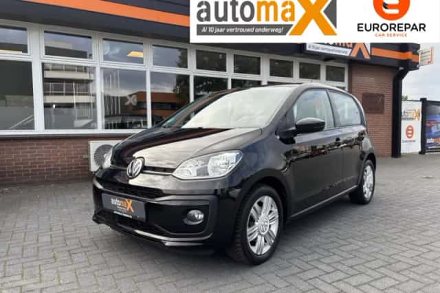 Volkswagen Up! (2018) thumbnail 1