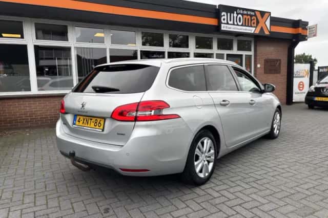 Peugeot 308 (2014) thumbnail 2