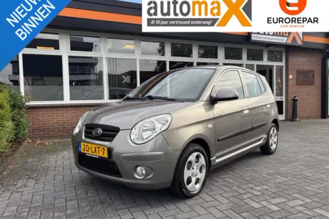Kia Picanto (2010) thumbnail 1