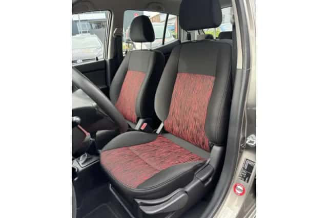 Kia Picanto (2010) thumbnail 4
