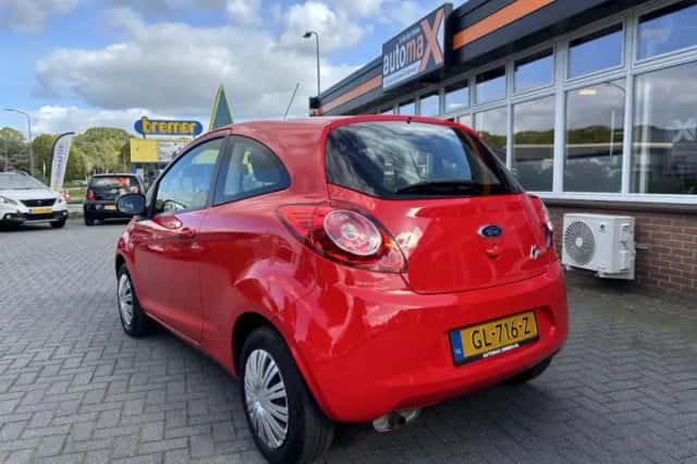 Ford Ka (2015) thumbnail 3