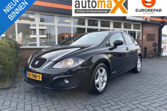 SEAT Leon (2012) thumbnail 1