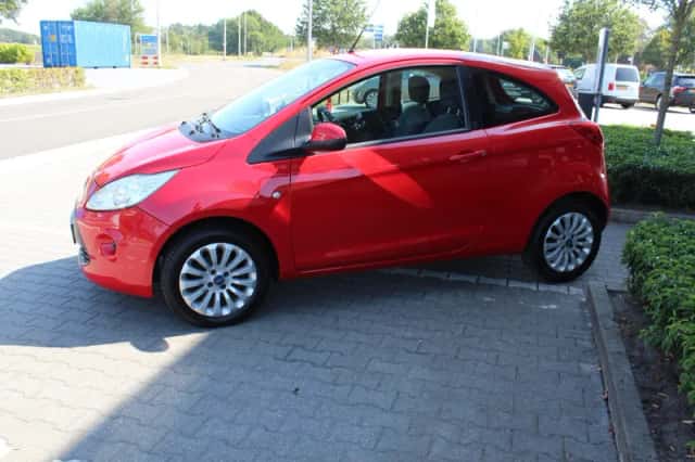 Ford Ka (2014) thumbnail 2