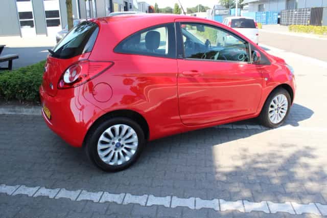 Ford Ka (2014) thumbnail 5