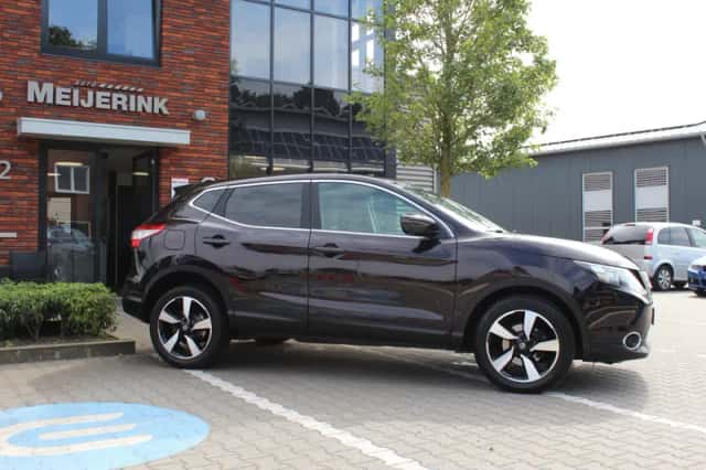 Nissan Qashqai (2016) thumbnail 6