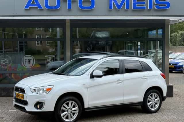 Mitsubishi ASX (2014) thumbnail 1