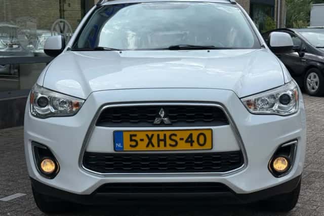 Mitsubishi ASX (2014) thumbnail 3