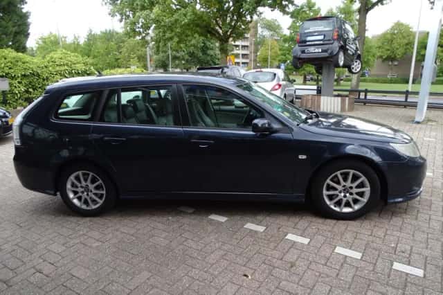 Saab 9-3 (2009) thumbnail 4