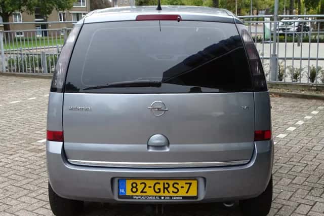 Opel Meriva (2008) thumbnail 5
