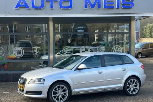 Audi A3 (2010) thumbnail 1