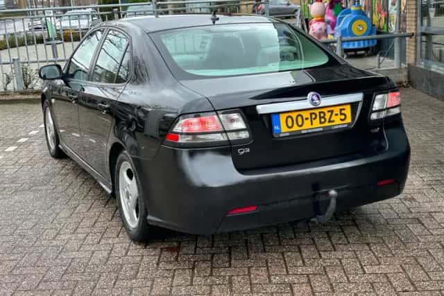 Saab 9-3 (2011) thumbnail 4