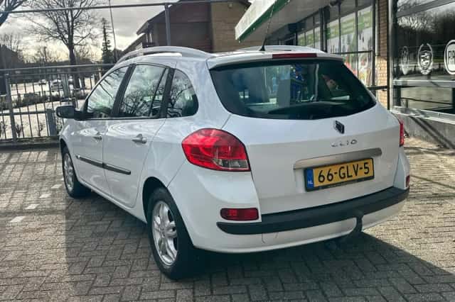 Renault Clio (2008) thumbnail 5