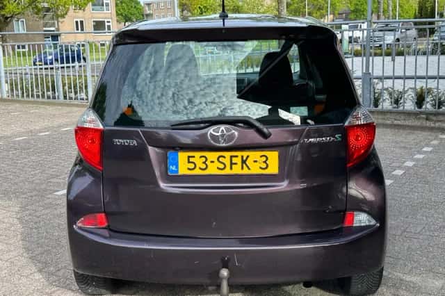 Toyota Verso (2011) thumbnail 5