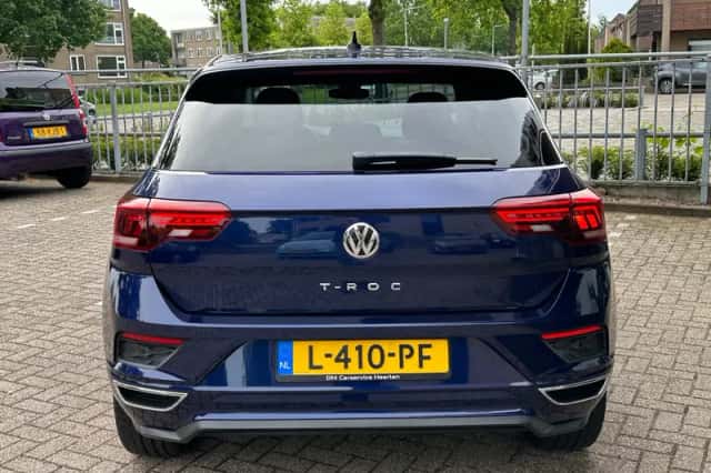 Volkswagen T-Roc (2020) thumbnail 5