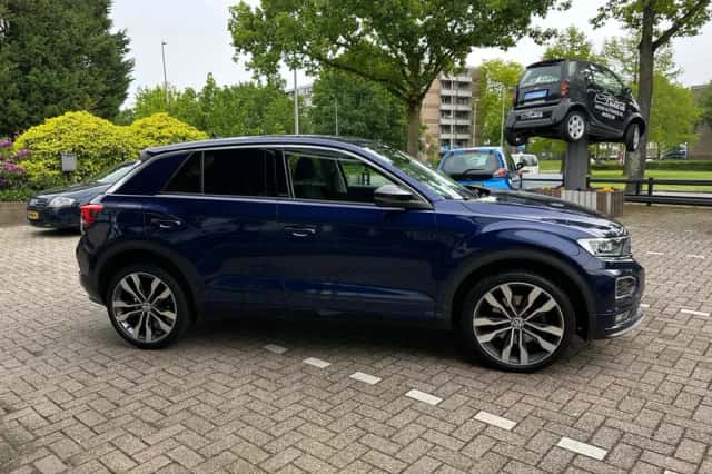 Volkswagen T-Roc (2020) thumbnail 6