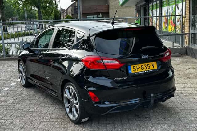 Ford Fiesta (2018) thumbnail 4
