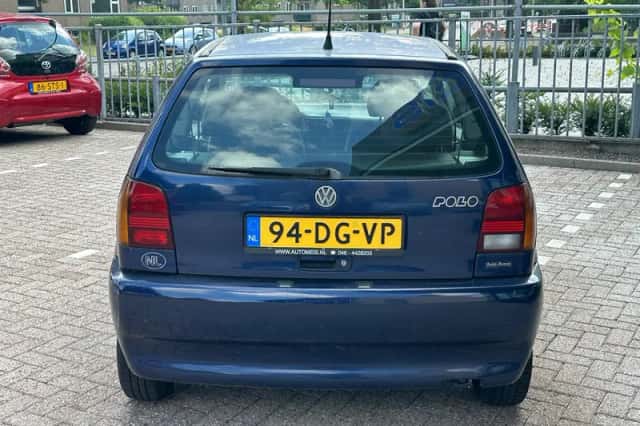 Volkswagen Polo (1999) thumbnail 5