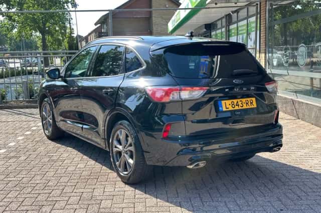 Ford Kuga (2020) thumbnail 4
