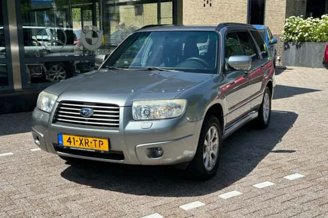 Subaru Forester (2007) thumbnail 2