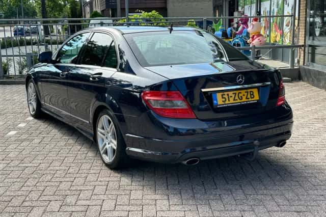 Mercedes-Benz C-Klasse (2008) thumbnail 4