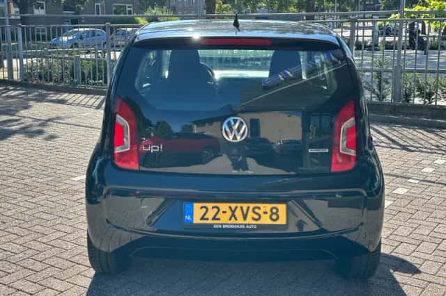 Volkswagen Up! (2012) thumbnail 5