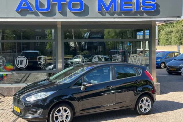 Ford Fiesta (2016) thumbnail 1