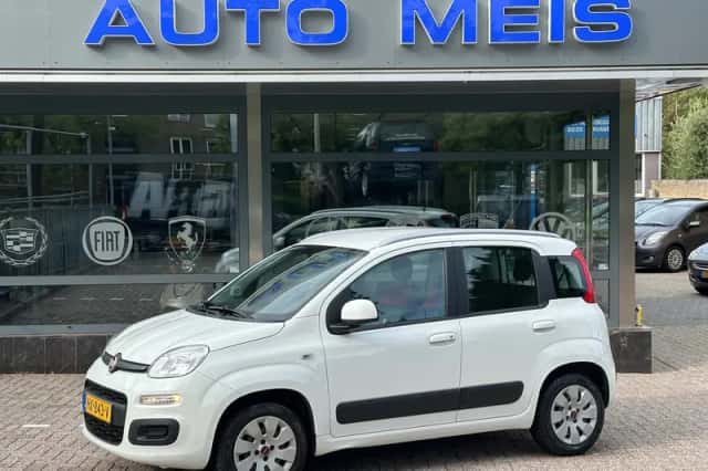 Fiat Panda (2015) thumbnail 1