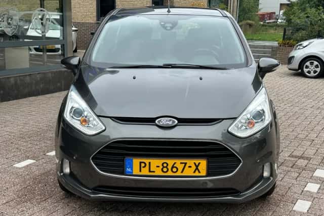 Ford B-Max (2017) thumbnail 3