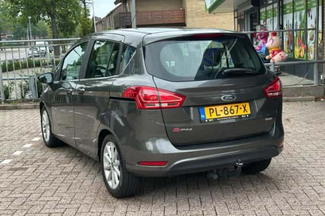 Ford B-Max (2017) thumbnail 4