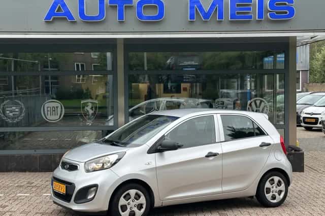 Kia Picanto (2011) thumbnail 1