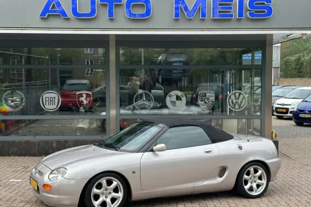 MG F (2001) thumbnail 2