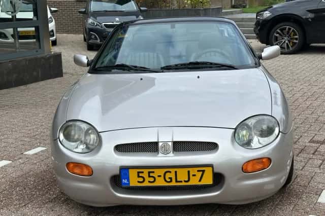 MG F (2001) thumbnail 5