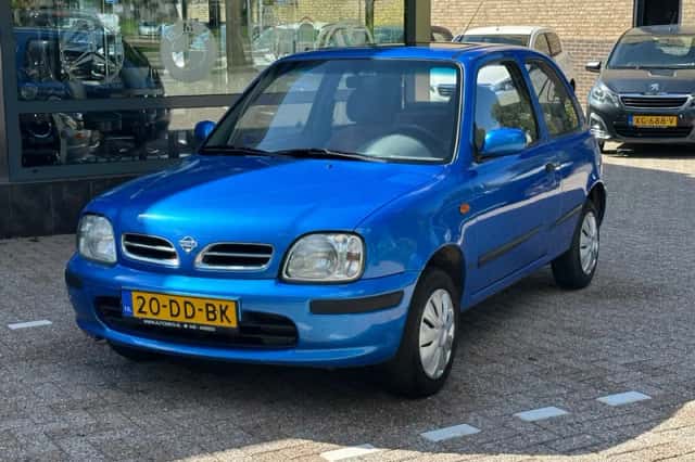 Nissan Micra (1999) thumbnail 2