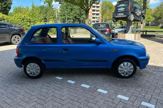 Nissan Micra (1999) thumbnail 6